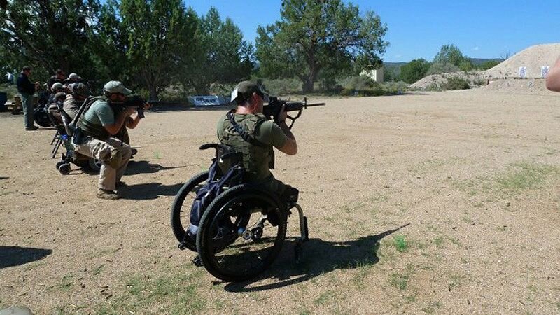 Первые паралимпийские игры. Калека учащий людей позитиву. Инвалиды идут в бой. Инвалиды идут в бой. Инвалиды идут в бой.