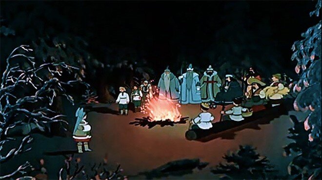 Братья-месяцы у костра. К ним пришла гостья - дочка злой старухи. Источник: kinorium.com