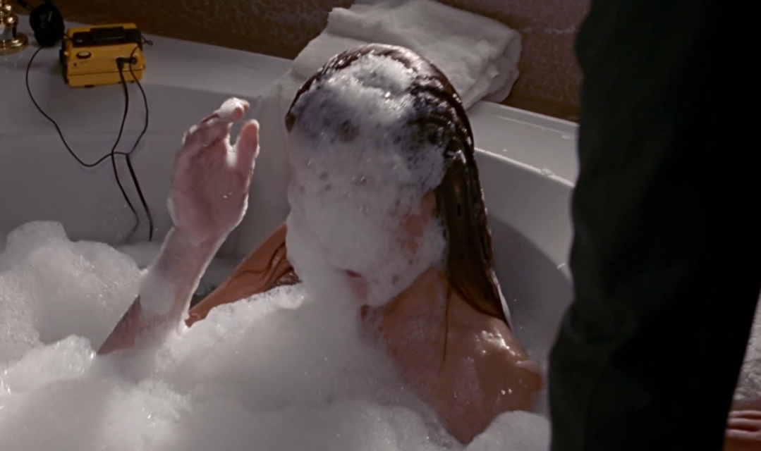 Фильм "Красотка" безусловно является одной из лучших романтических комедий 90-х.-22
