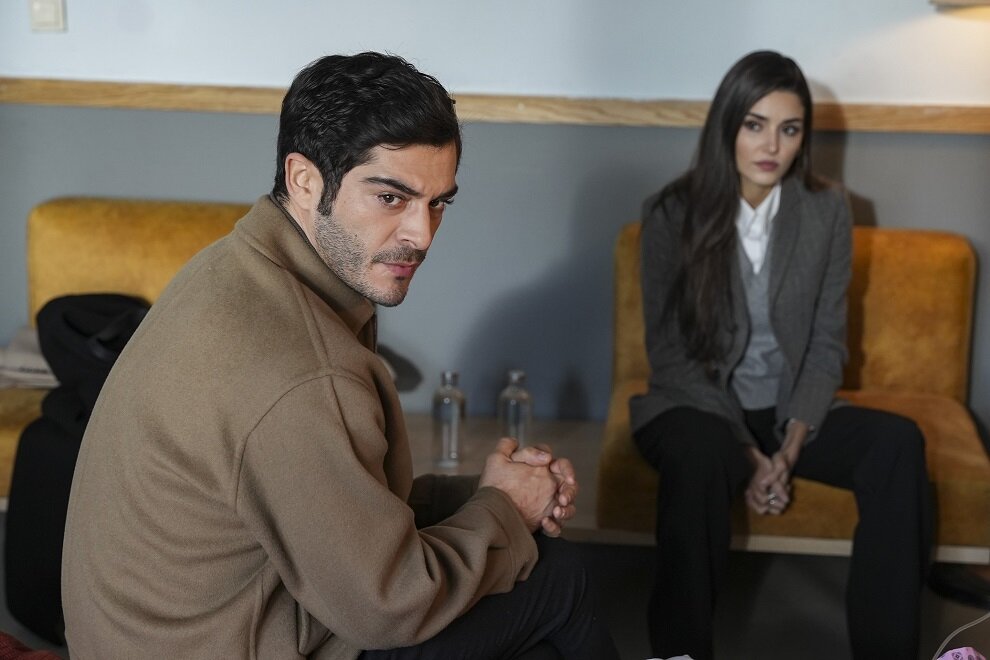 Кадр из сериала "Совершенно другой". Картинка из Интернета.