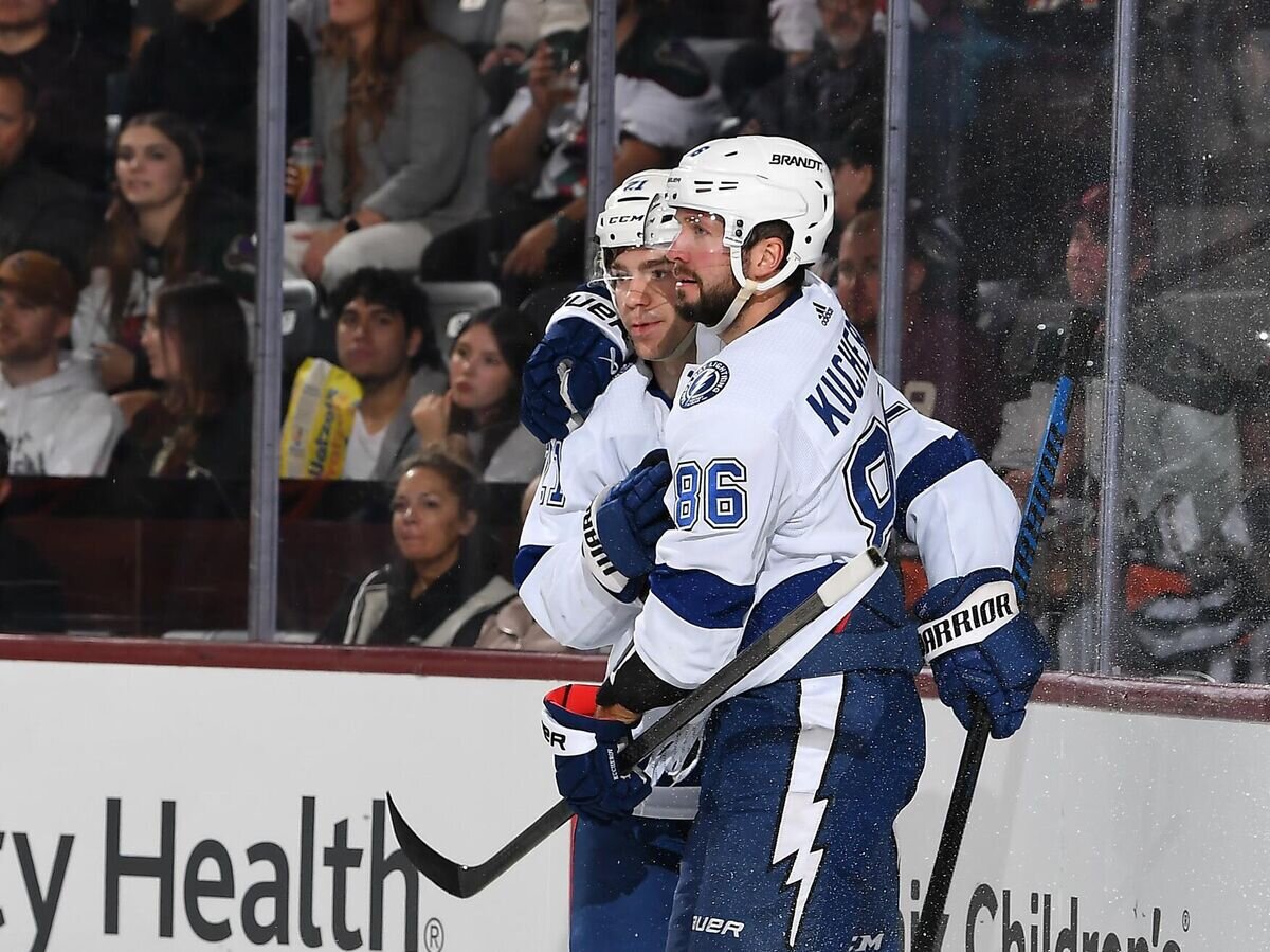    Хоккеист "Тампа-Бэй Лайтнинг" Никита Кучеров© Фото : twitter.com/tblightning