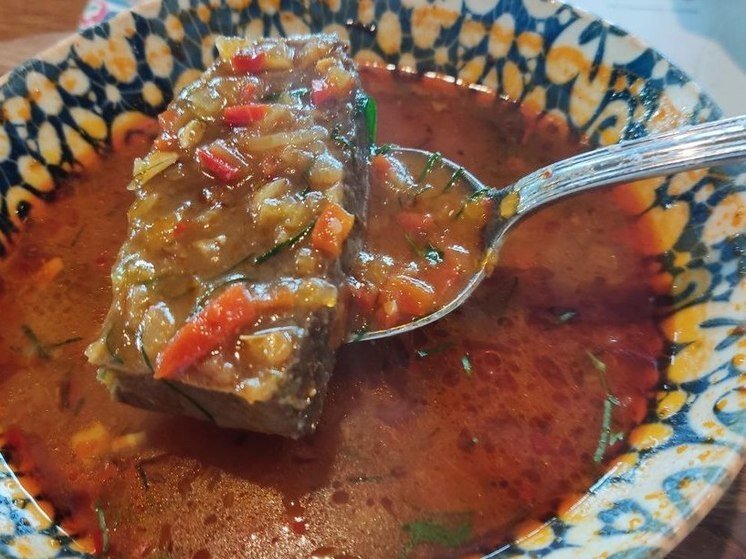     Не стоит делать из своего тела сосуд для утилизации. Фото: «МК в Питере»