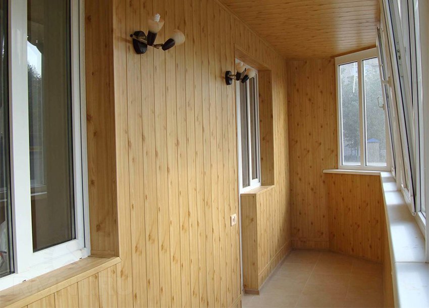 Сделать потолок на балконе - лучшие материалы, этапы монтажа,цена