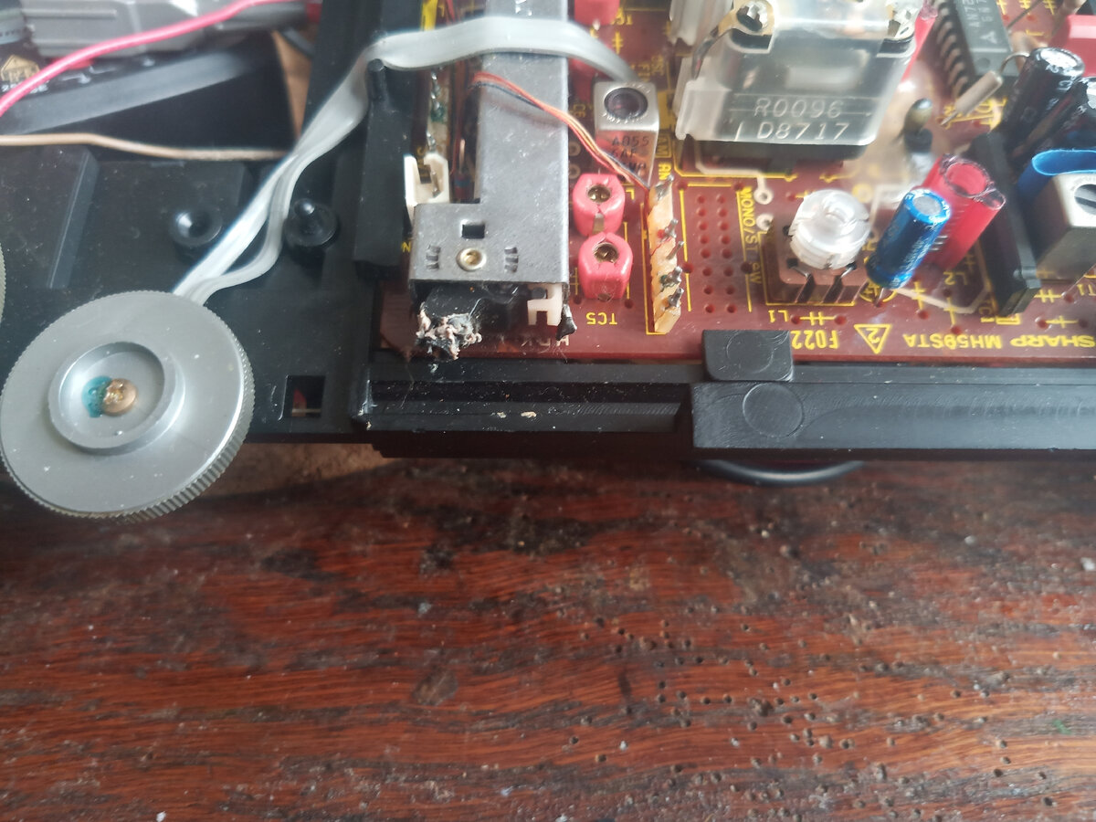 Убитый рычаг со следами попыток ремонта