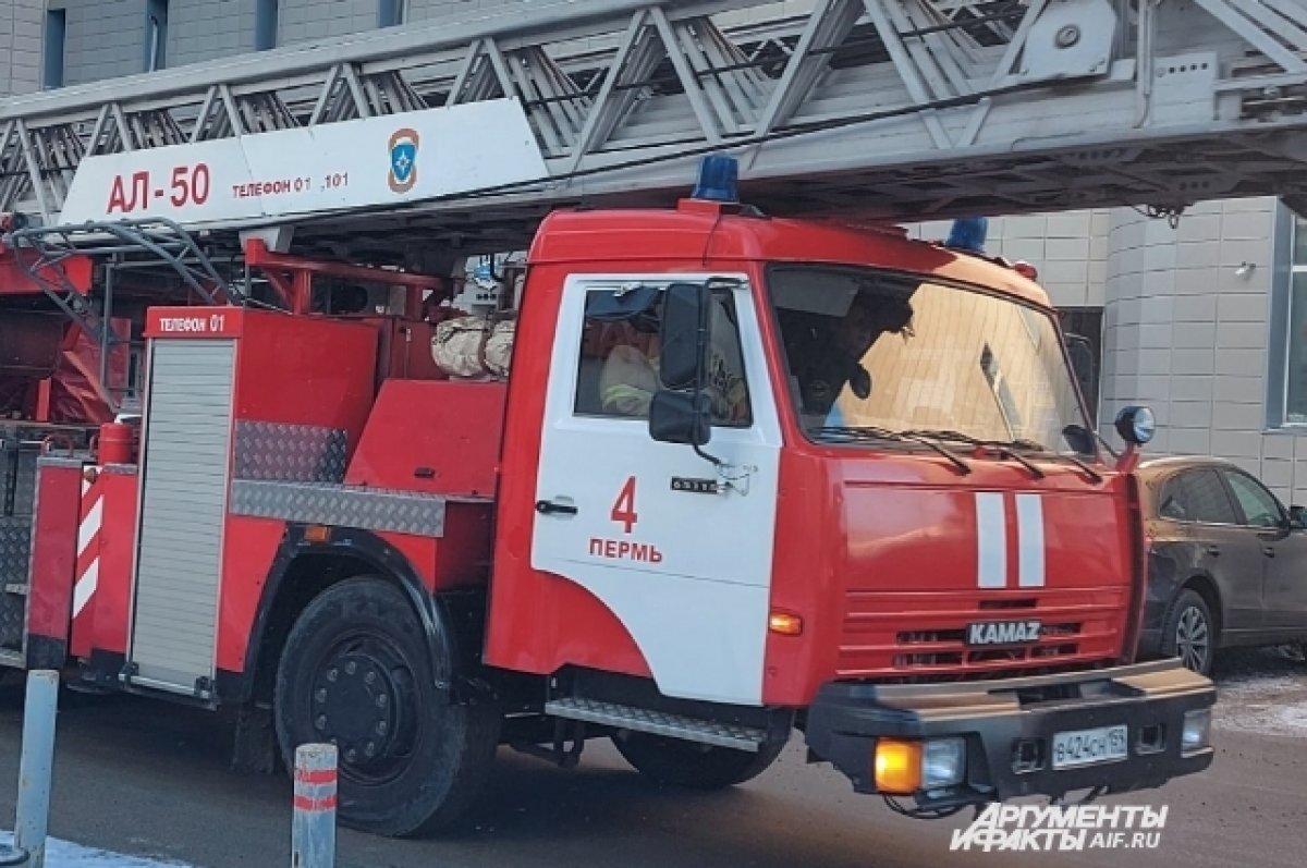    При пожаре в гараже на трассе М-7 «Волга» в Пермском крае погиб человек