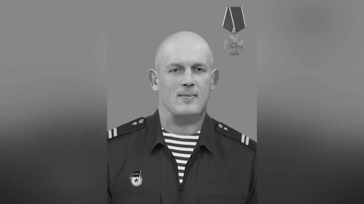 С детства мечтал стать военным": раненый разведчик Эдуард Дьяконов спас жизни 13