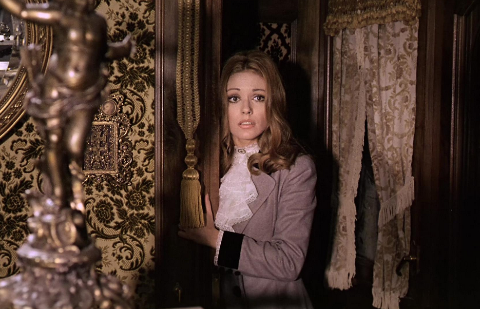 Листайте кадры.