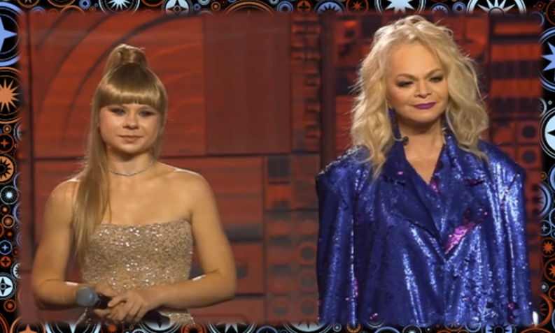 Елизавета Бурлакова и Лариса Долина.