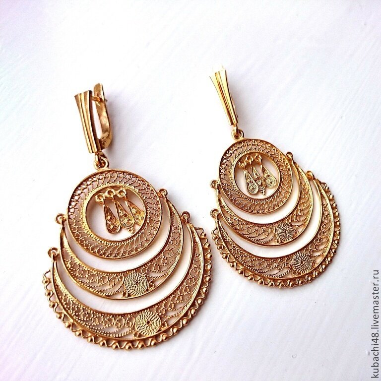 Ювелирные украшения Кубачи.все фото взяты с официального сайта Кубачи и из Сети.