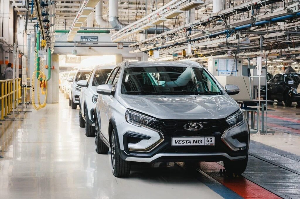  Lada Vesta SW Cross. Фото пресс-службы АВТОВАЗа