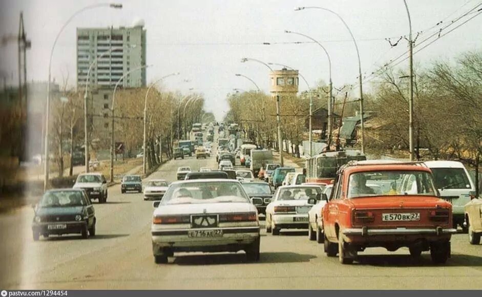 площадь ленина 1995 год хабаровск. хабаровск 1998 год. площадь ленина хабаровск 2000. улица карла маркса в хабаровске в 80 х. хабаровск 1998 год.