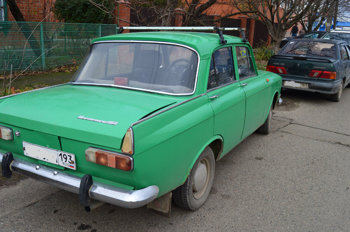 Фото автора. 09.12.2023. "Москвич"–412. Жив, здоров и невредим.