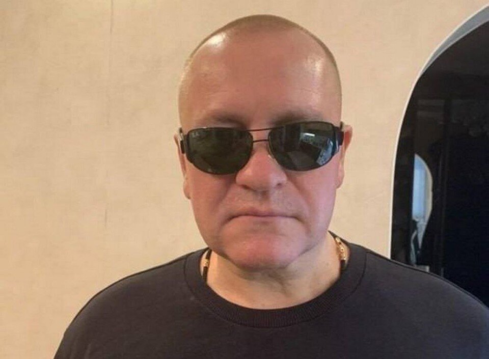    Отцу Анны, Дмитрию, предъявили сразу два обвинения. Личная страница героя публикации в соцсети