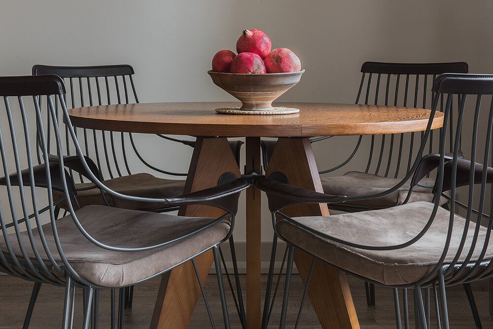 Интрьер трёхкомнатной квартиры. Зона столовой. Архитектор Насонова Анна