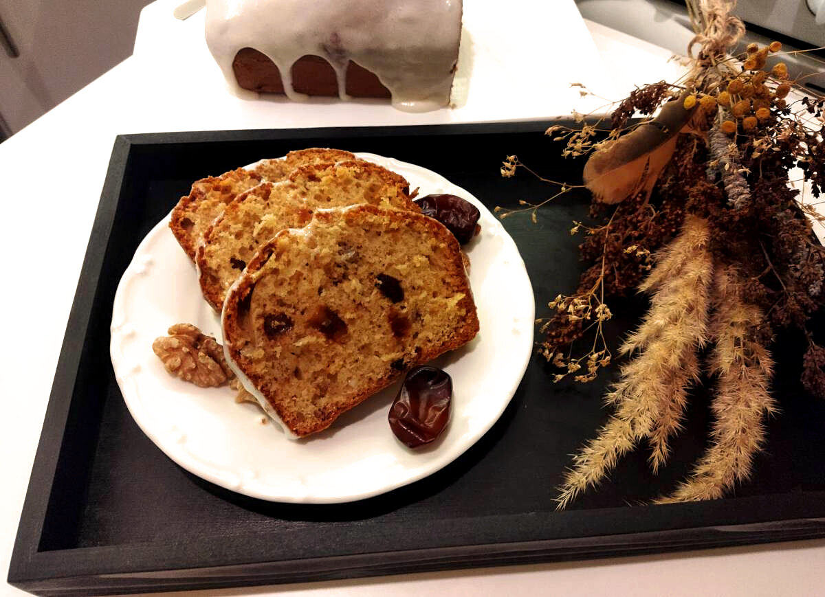 Кекс с финиками и грецким орехом из Причала Абы