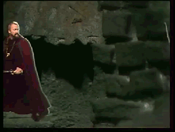 "300 спартанцев" отдыхают. Действительно куда им...