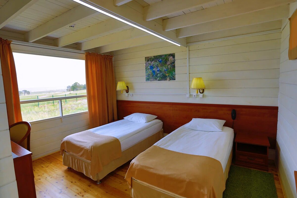 Baikal view hotel хужир. Байкал вив отель. Байкал вив отель. Байкал вив отель. Остров ольхон отели.