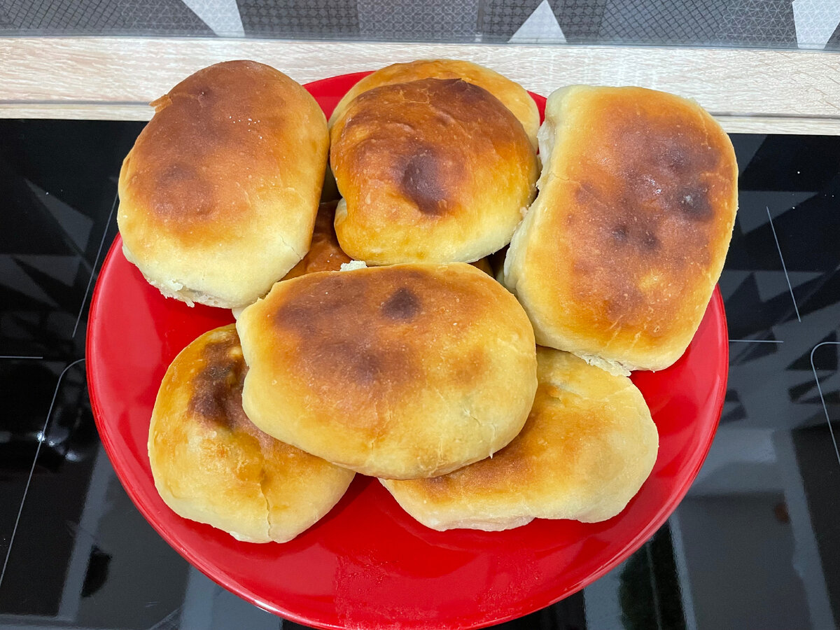 Пирожки с яйцом 🥚 и луком 🧅  