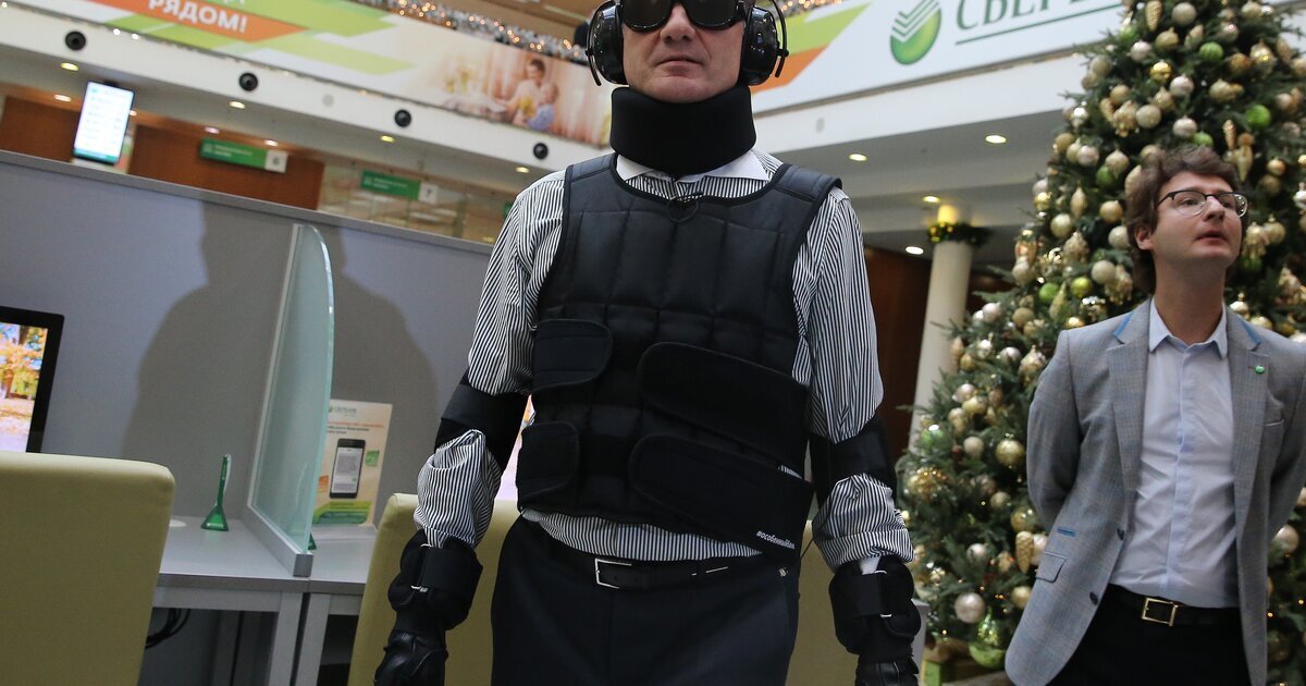 Грефа засосало в виртуальный мир Сбера. Он оттуда вышел вообще? Фото: Яндекс.Картинки