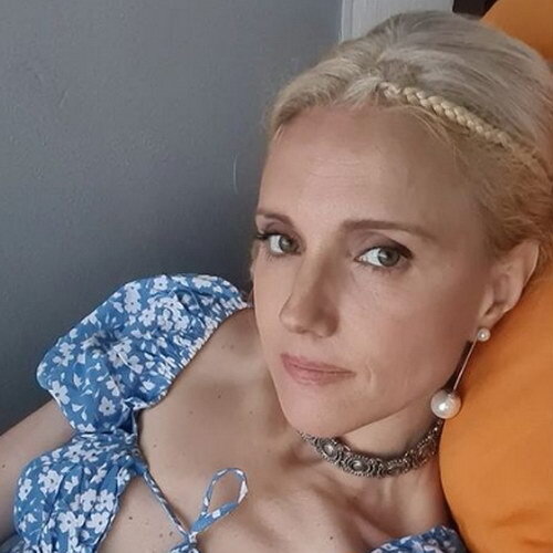     Ирина Тонева рассказала, почему не уходит из группы «Фабрика»