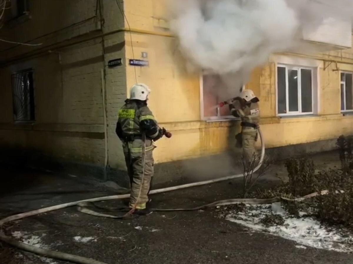 В центре Миллерово из-за пожара эвакуировали многоквартирный дом |  Donday.ru | Дзен