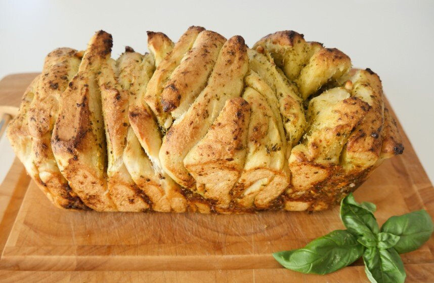 Il pane a fisarmonica farcito/ фаршированный хлеб-гармошка. Изображение взято с итальянского кулинарного сайта 