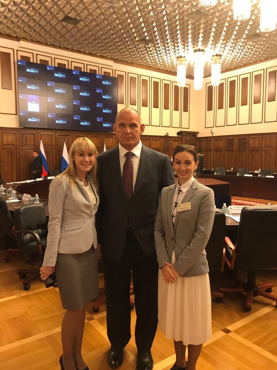 С Александром Карелиным на выездном заседании комитета Государственной Думы РФ