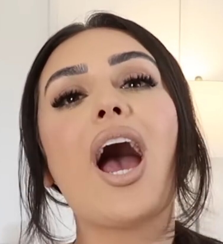 Amy Rose Walker Tongue Mouth Open 