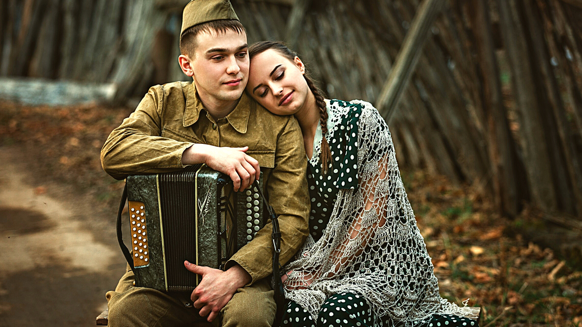 Фотосессия в военном стиле. Фотосессия в стиле войны. Фотосессия в армейском стиле. Фотосессия в стиле ВОВ.