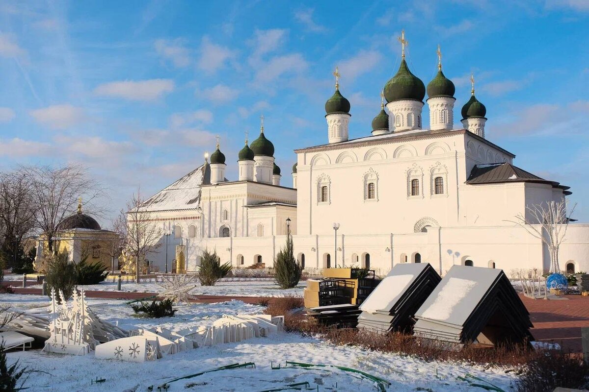 Астрахань Кремль осень