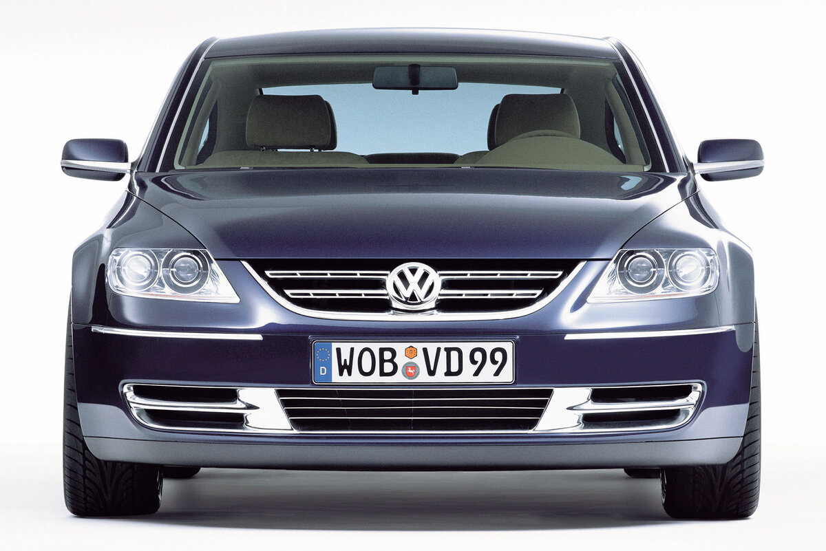    Тогда намека Volkswagen никто не понял. Многие автомобильные журналы сообщили, что Volkswagen, видимо, анонсирует модель на класс старше Пассата. Размером с Audi A6   
Volkswagen