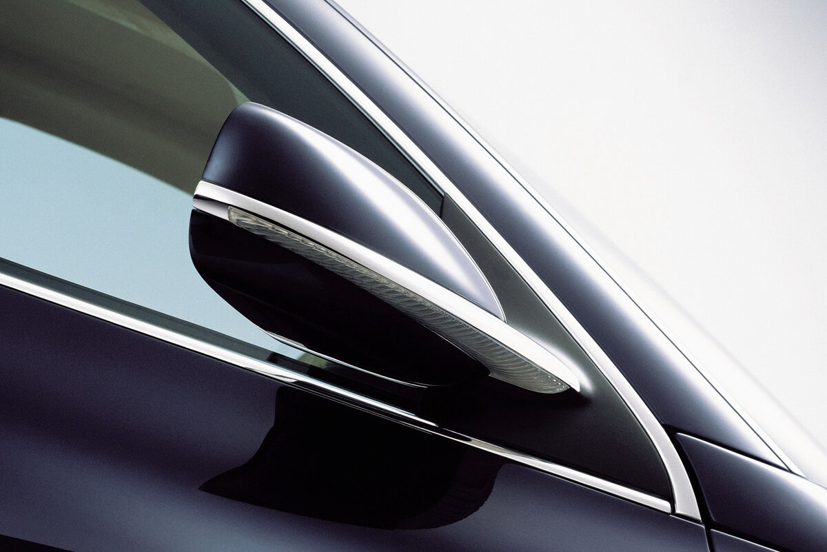    Концепт-кар Volkswagen Concept D, 1999 год   
Volkswagen