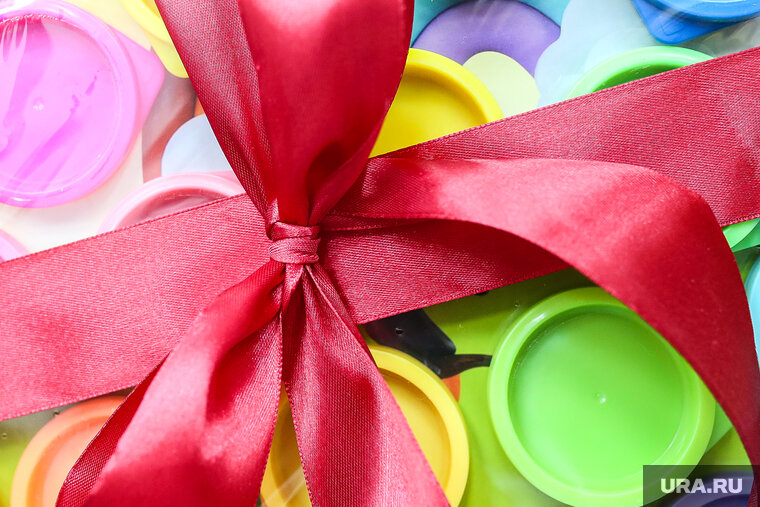    Многие школьники отметили, что хотят получить конструктор на Новый год