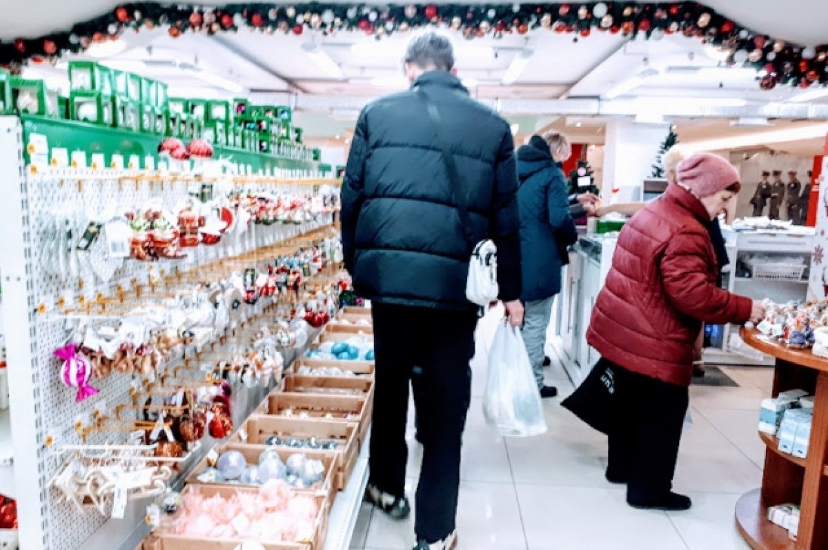    Более 28% тюменцев ищут подработку на новогодние праздники