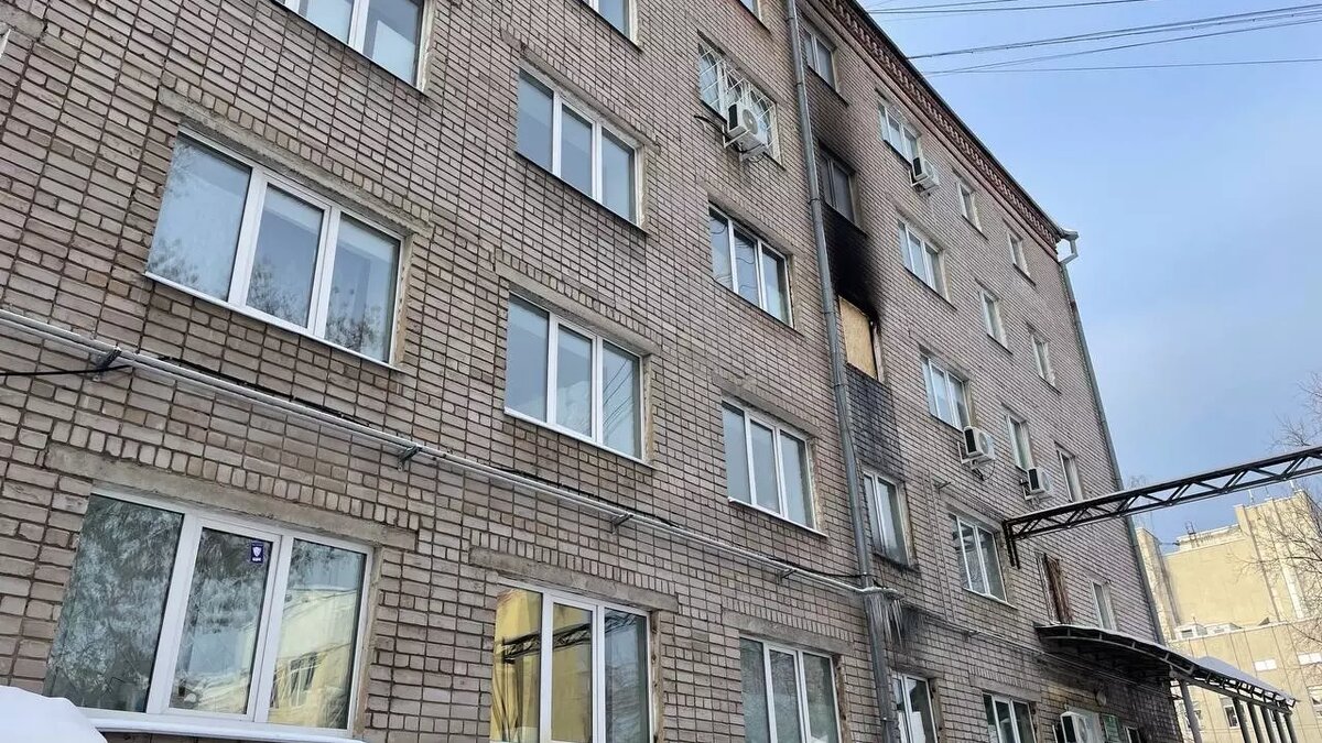     После пожара в терапевтическом корпусе ГКБ № 2, произошедшего утром 10 декабря, отделение эндокринологии будет развернуто на другом этаже больницы.