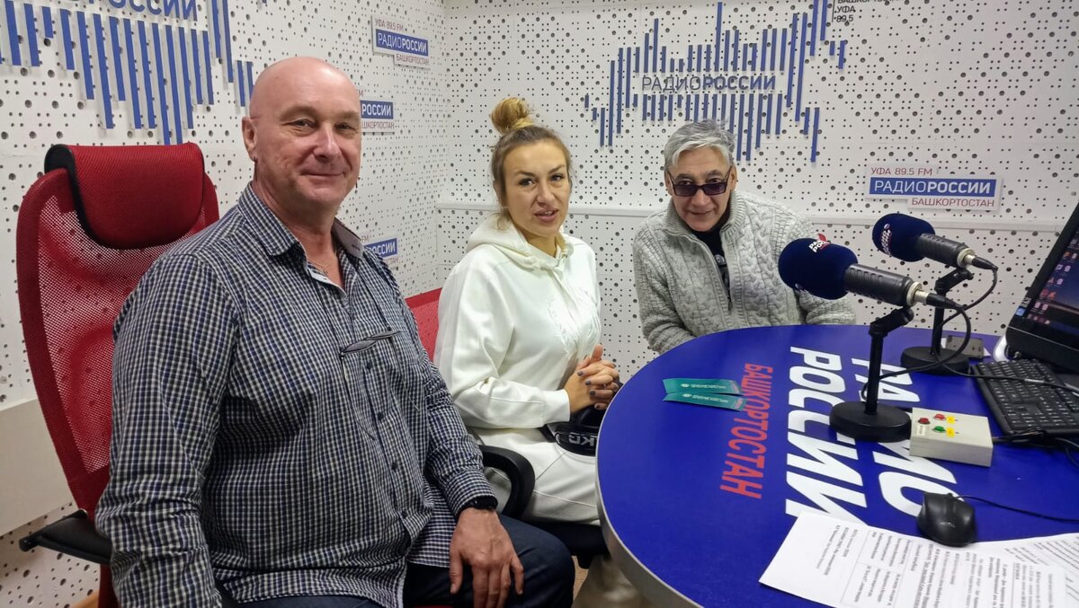    "Самовар" 11 декабря: встретили новый день вместе с народным артистом Азатом Зиганшиным