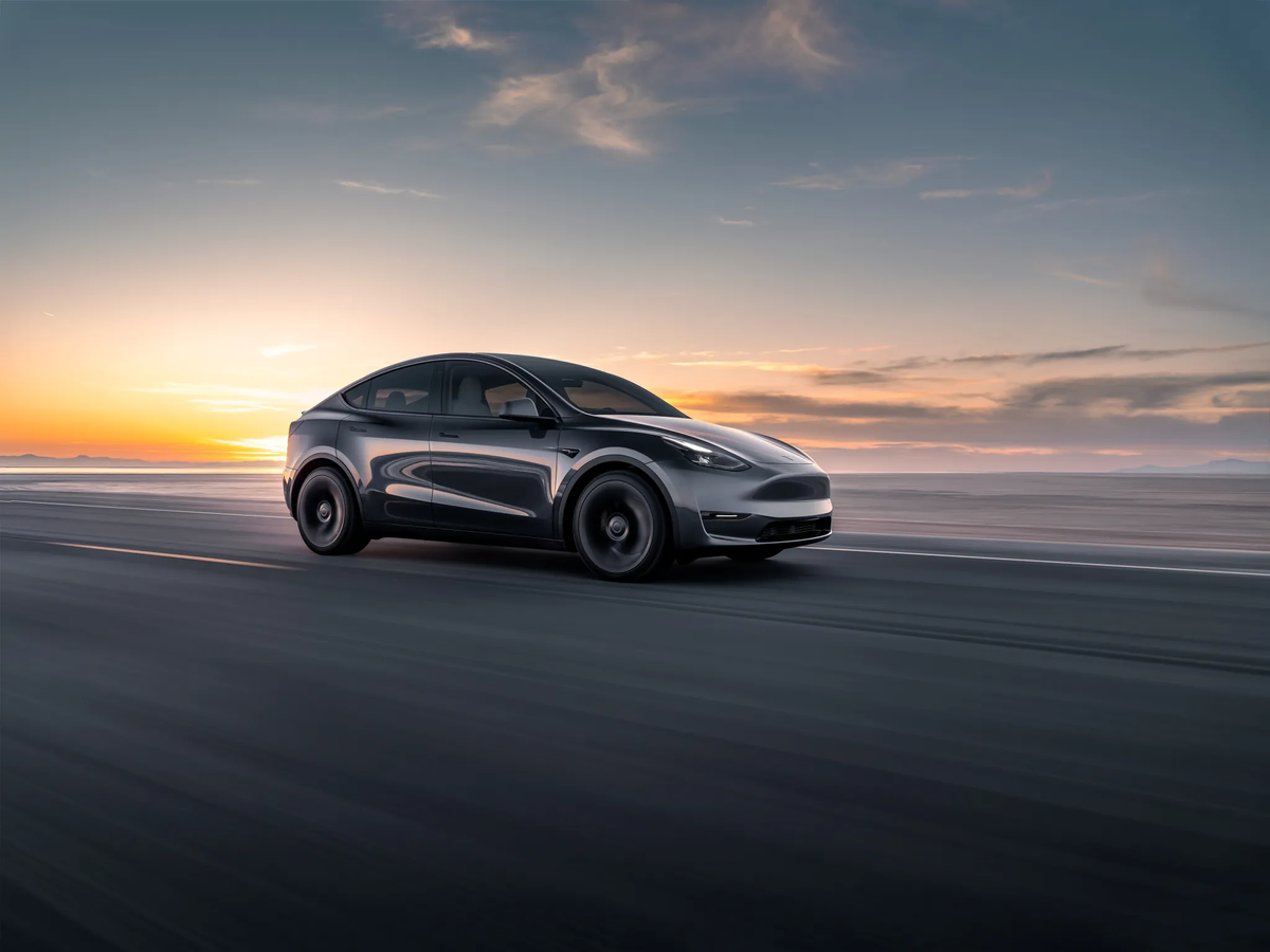 Тесла модель y 2023. Tesla model y 2022. Tesla model 3 Performance. Тесла model y.