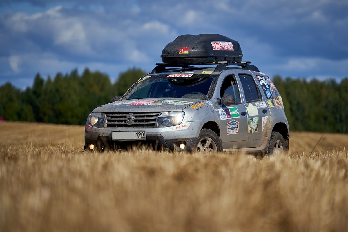 Dacia Duster Rally РіРѕРЅС‰РёРє