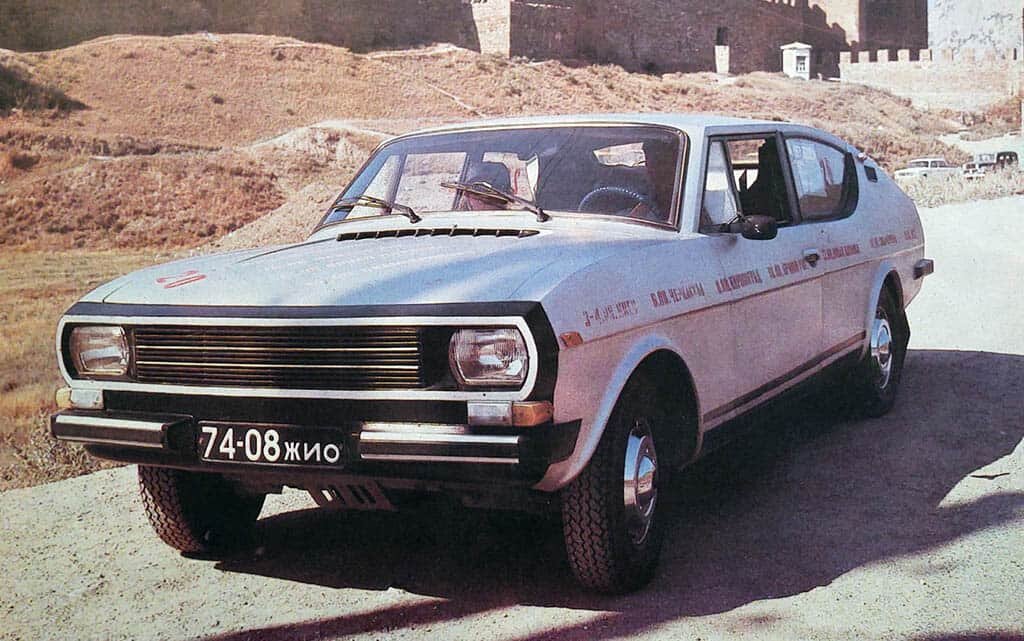 Самодельный автомобиль турист