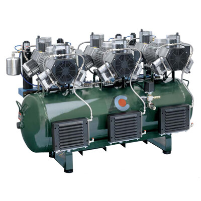 Компрессор на 24 установки, с 3-мя 6-ти цилиндровыми двигателями, 6 осушителями, ресивер, 300 л, 1428 л/мин