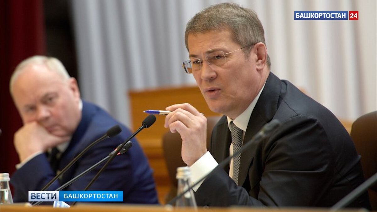    Глава Башкирии призвал чиновников скромнее проводить новогодние праздники