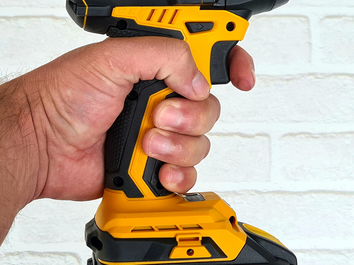 В данной статье познакомимся с интересным инструментом, который устойчиво занял свою нишу и с каждым годом набирает все большую популярность.-14