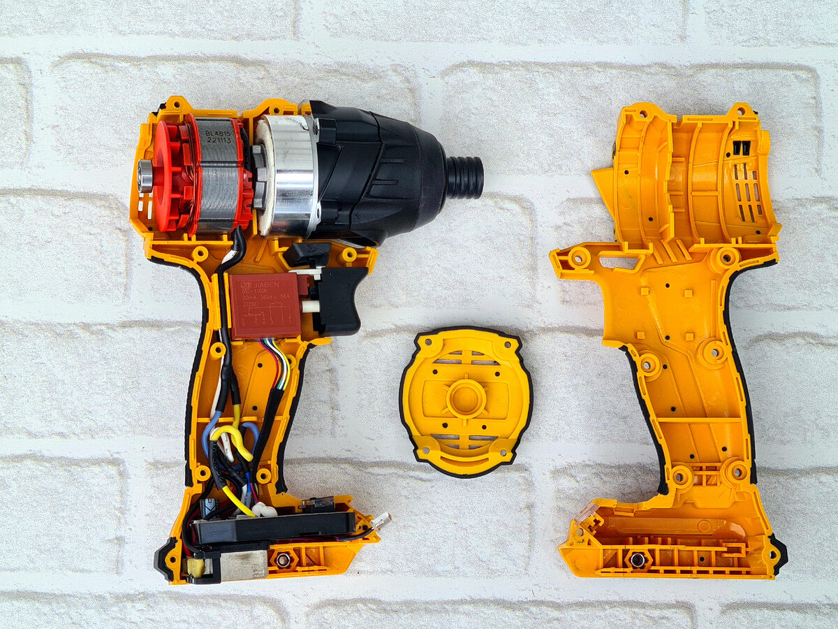 В данной статье познакомимся с интересным инструментом, который устойчиво занял свою нишу и с каждым годом набирает все большую популярность.-15