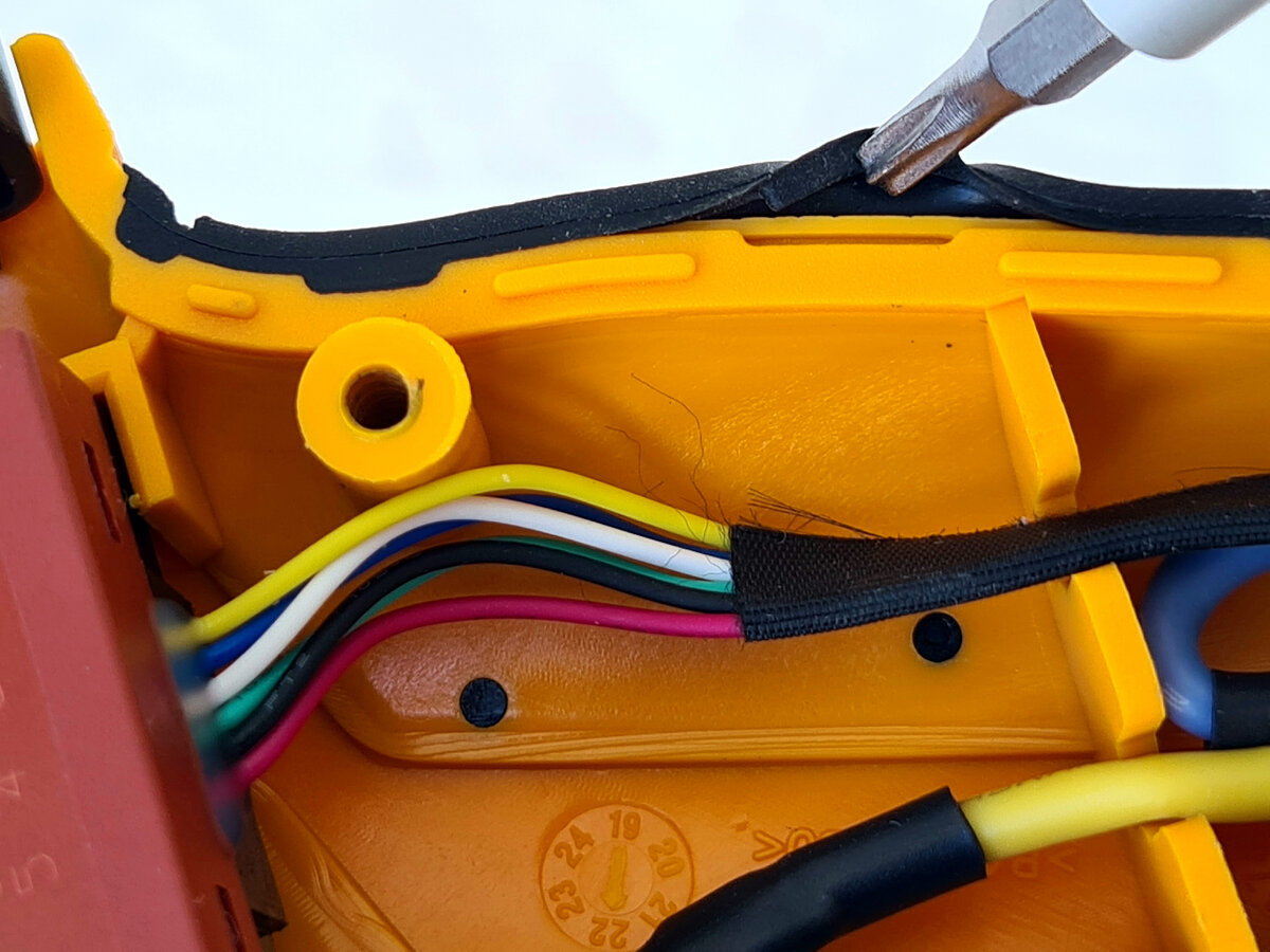 В данной статье познакомимся с интересным инструментом, который устойчиво занял свою нишу и с каждым годом набирает все большую популярность.-24