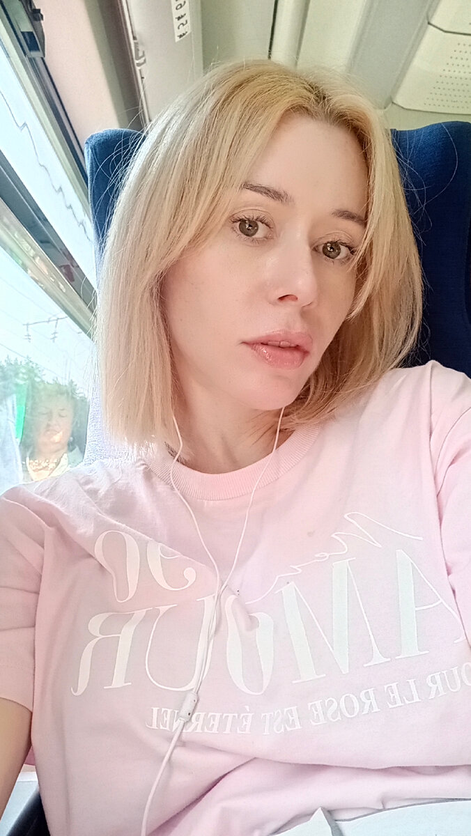 Мария Тафье, нутрициолог, психолог, журналист, автор книг, 45 лет.