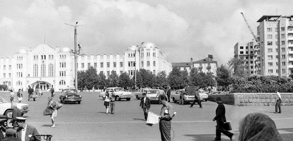 Здравствуйте, дорогие товарищи! Сегодня я вновь предлагаю посмотреть на старые фотографии и окунуться в океан воспоминаний и новых впечатлений. Узнать что-то новое или вспомнить хорошо забытое старое.-10