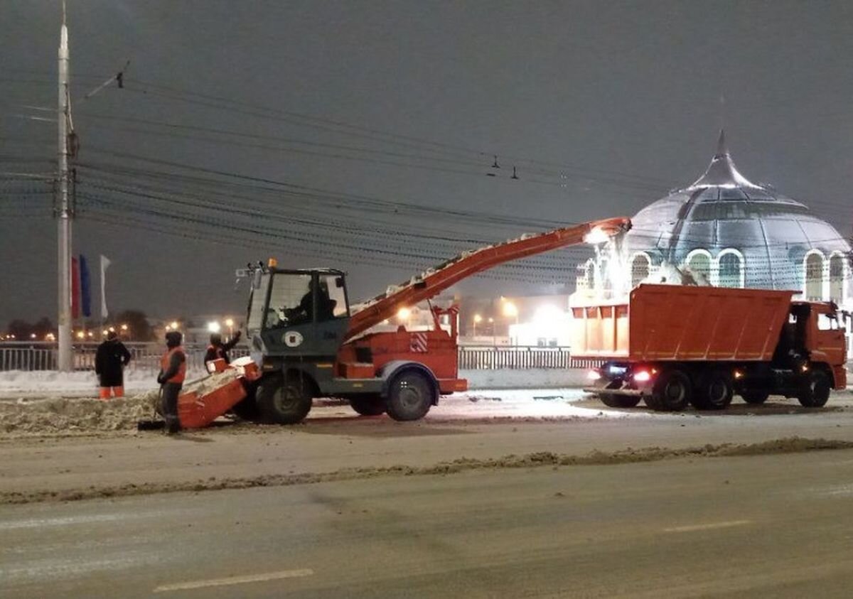 Сегодня для уборки города Тула будет задействовано 160 единиц техники |  «Тульские новости» | Дзен