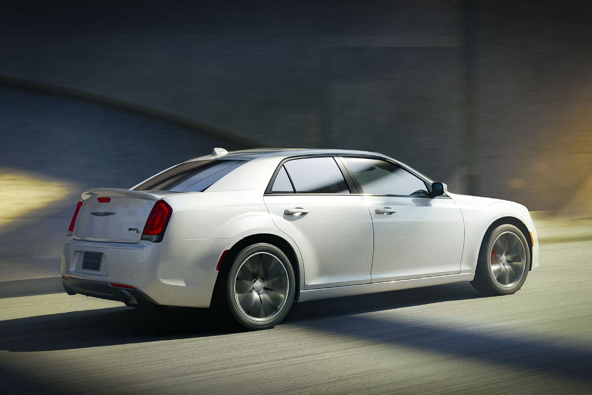    Chrysler 300C   
Stellantis