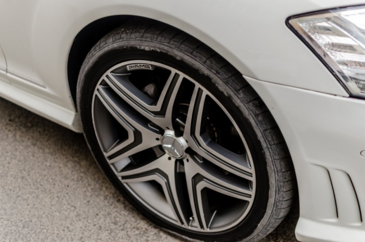    В Ахтубинске в автомобиле обнаружили тела двух человек