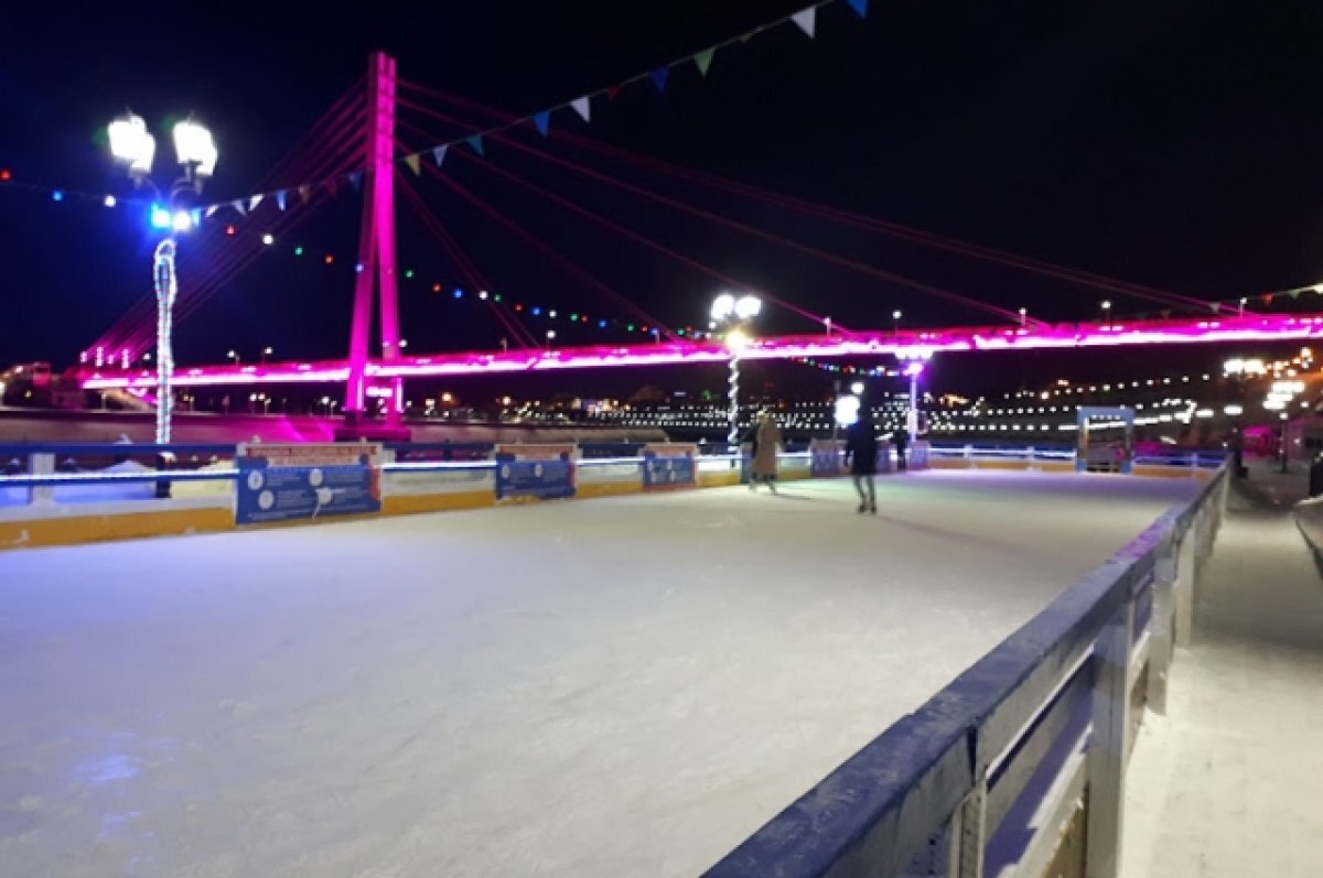 Сергиев посад зимой 2022. Куда сходить в тюмени зимой 2024. Новый год картинки. Куда сходить в тюмени зимой 2024. Сквер 400 летия тюмени.